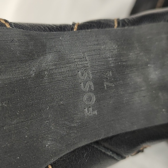 Fossil Leather Ankle Slouchy Boots Fold Heeled Booties Side Zip Womens Size 7.5 - Picture 6 of 11